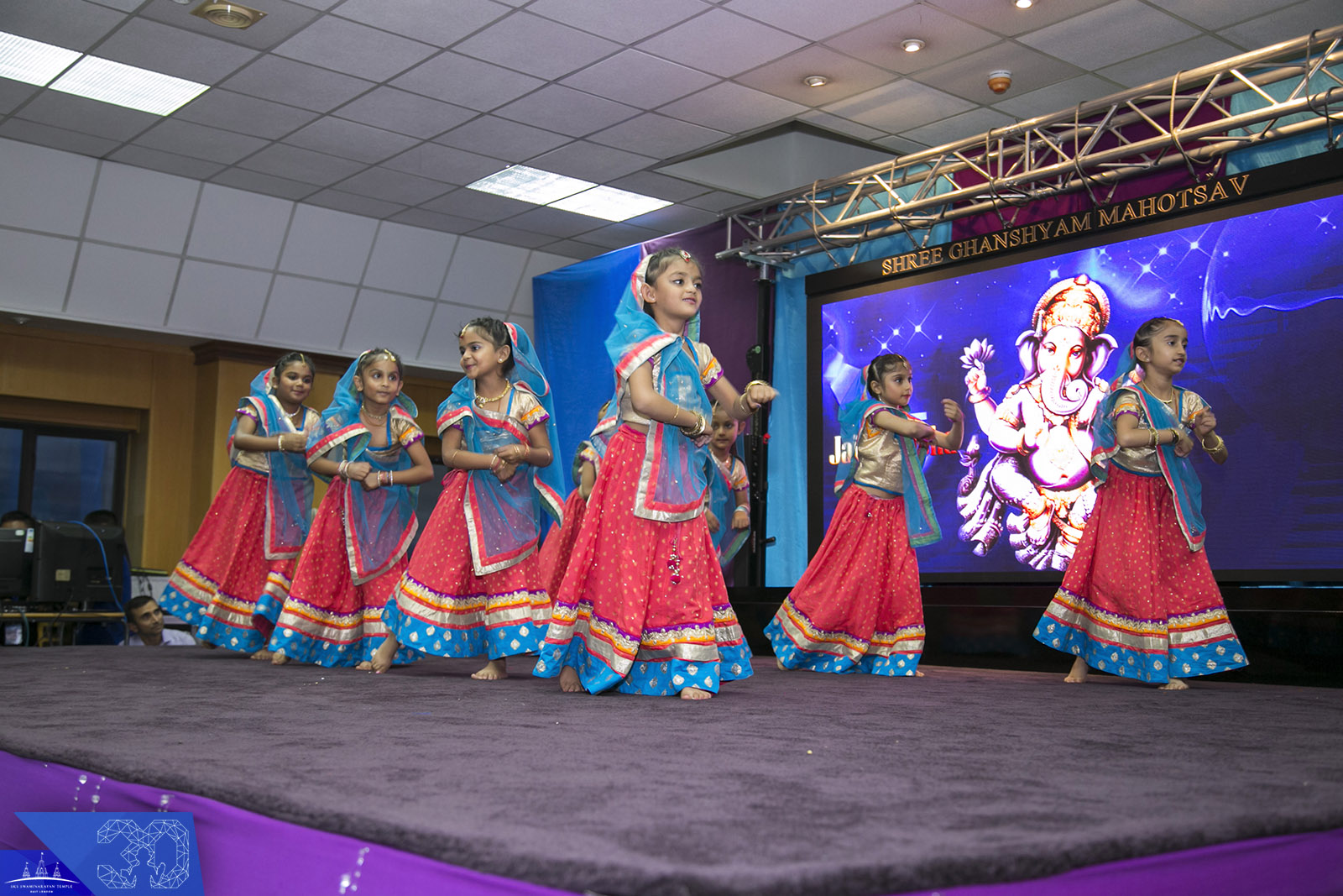99 copy - ©1987-2017 SKS Swaminarayan Temple East London